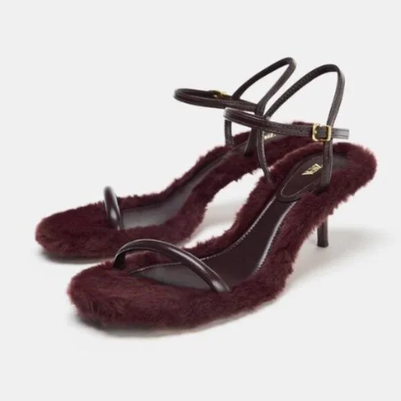 NWT FAUX FUR MEDIUM STILETTO HEELED BURGANDY RED SANDALS SIZE 7 - Picture 1 of 5